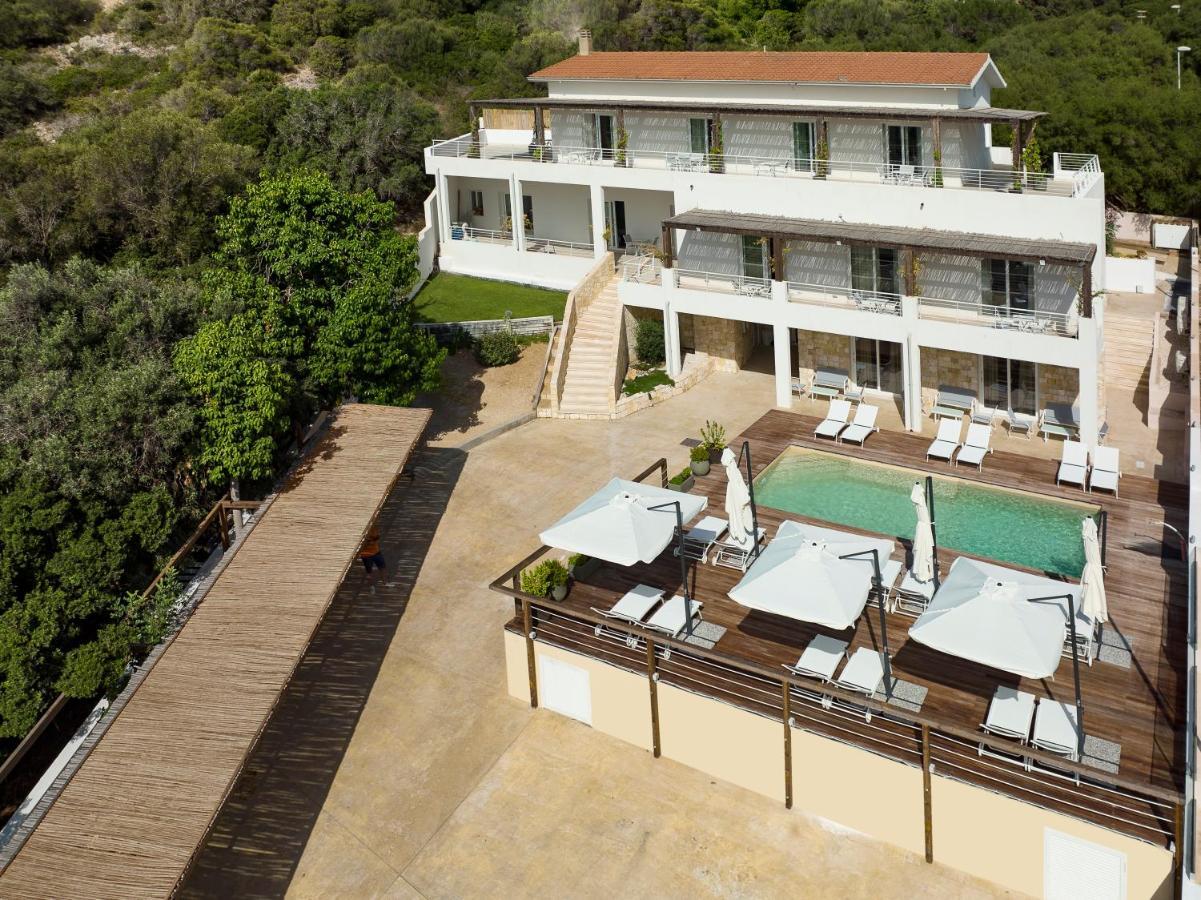 Mercury Beach Hotel SantʼAntìoco Eksteriør bilde