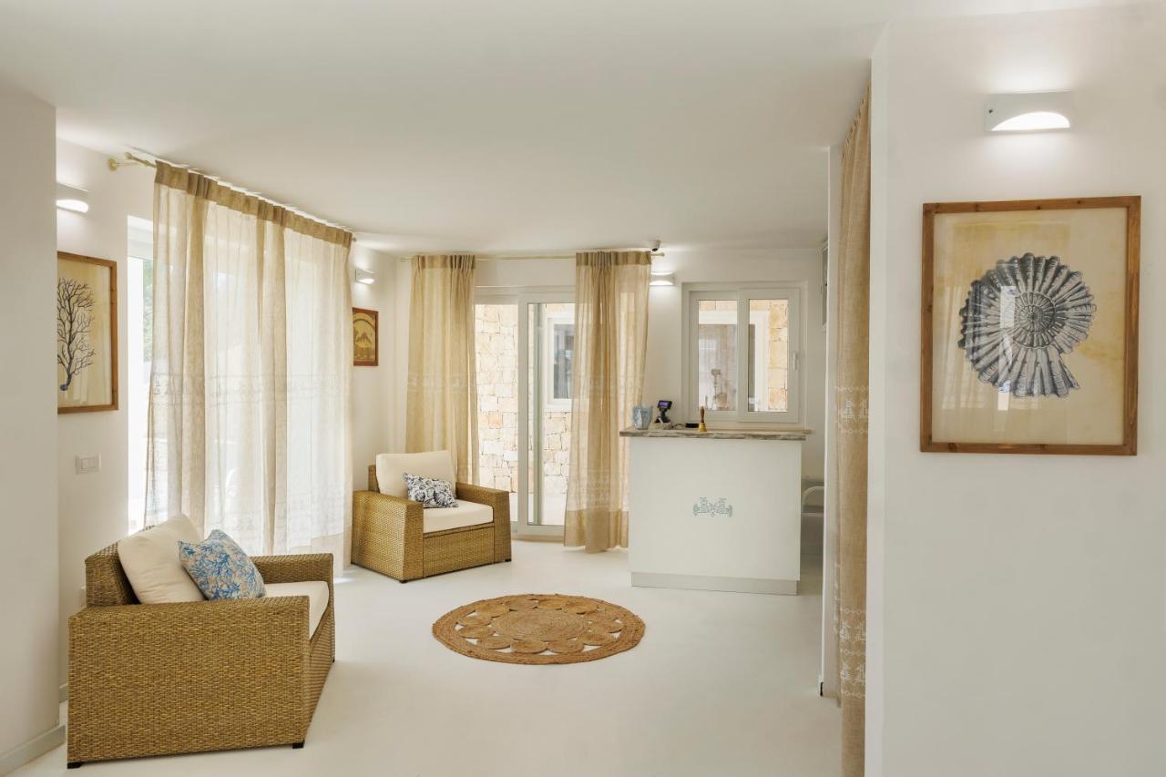 Mercury Beach Hotel SantʼAntìoco Eksteriør bilde
