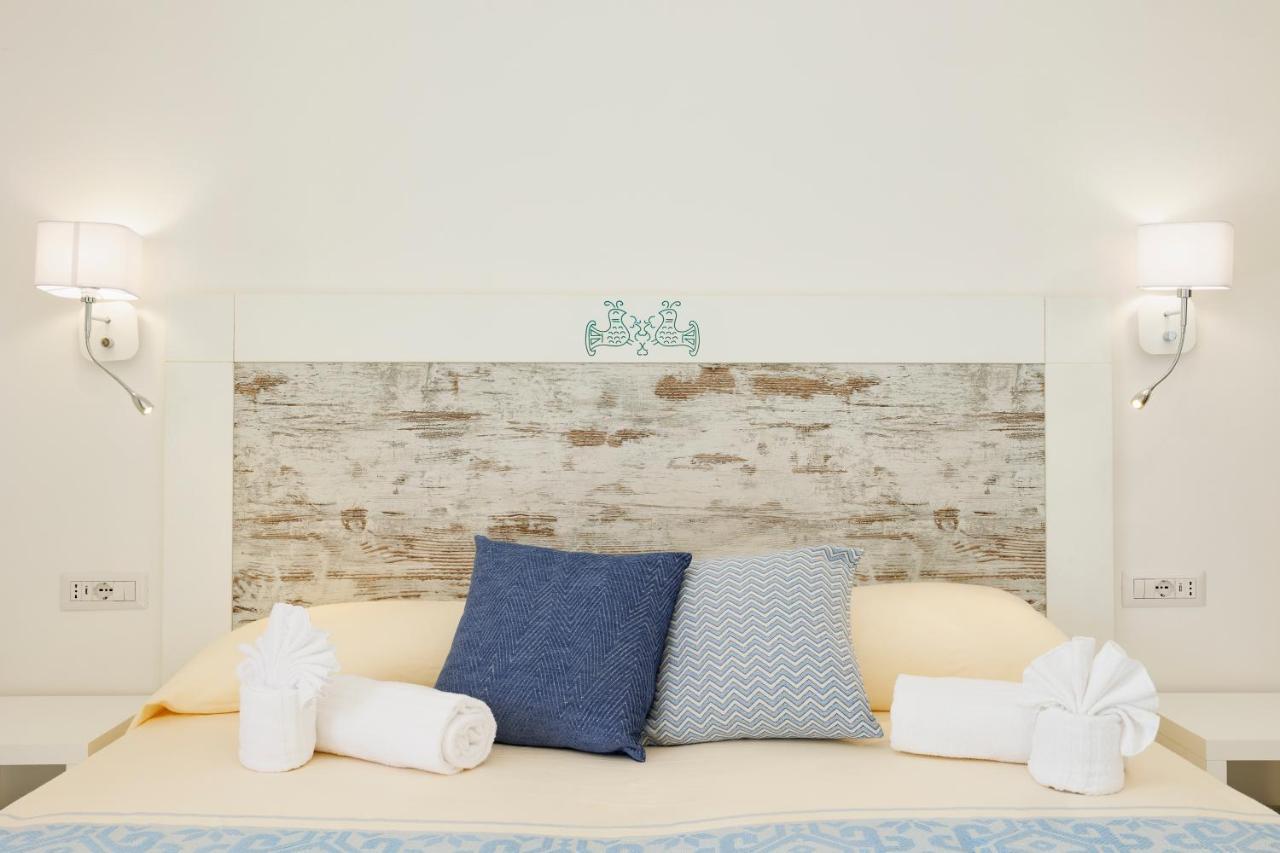 Mercury Beach Hotel SantʼAntìoco Eksteriør bilde
