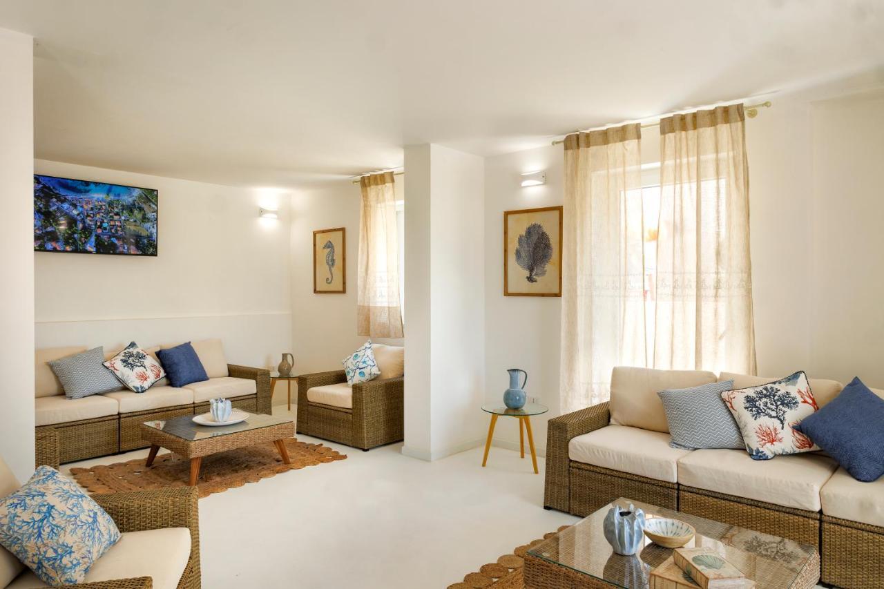 Mercury Beach Hotel SantʼAntìoco Eksteriør bilde